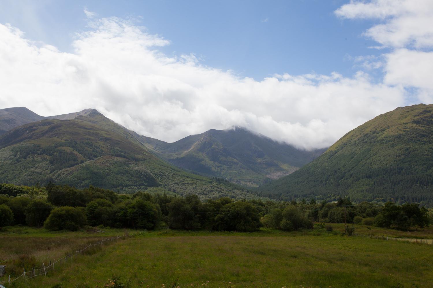 北巴拉胡利什View Of The Mountain公寓 外观 照片